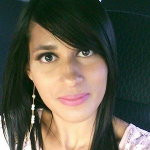 Meet your Posher, Carolyn